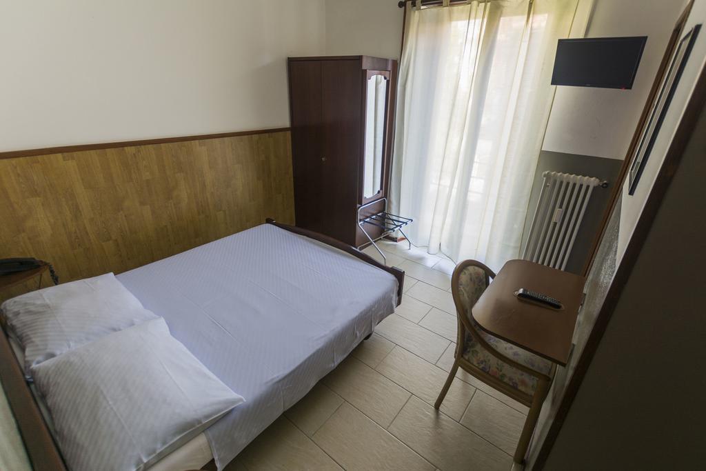Hotel Besso Lugano Center Habitación foto